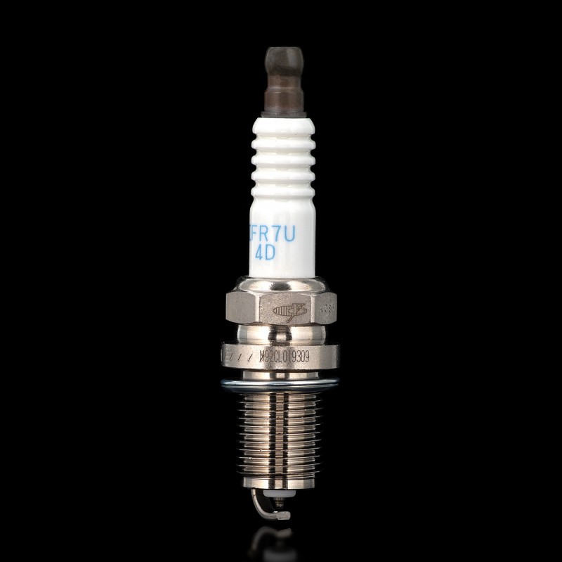Свеча зажигания NGK IFR7U 4D Свеча зажигания NGK IFR7U 4D